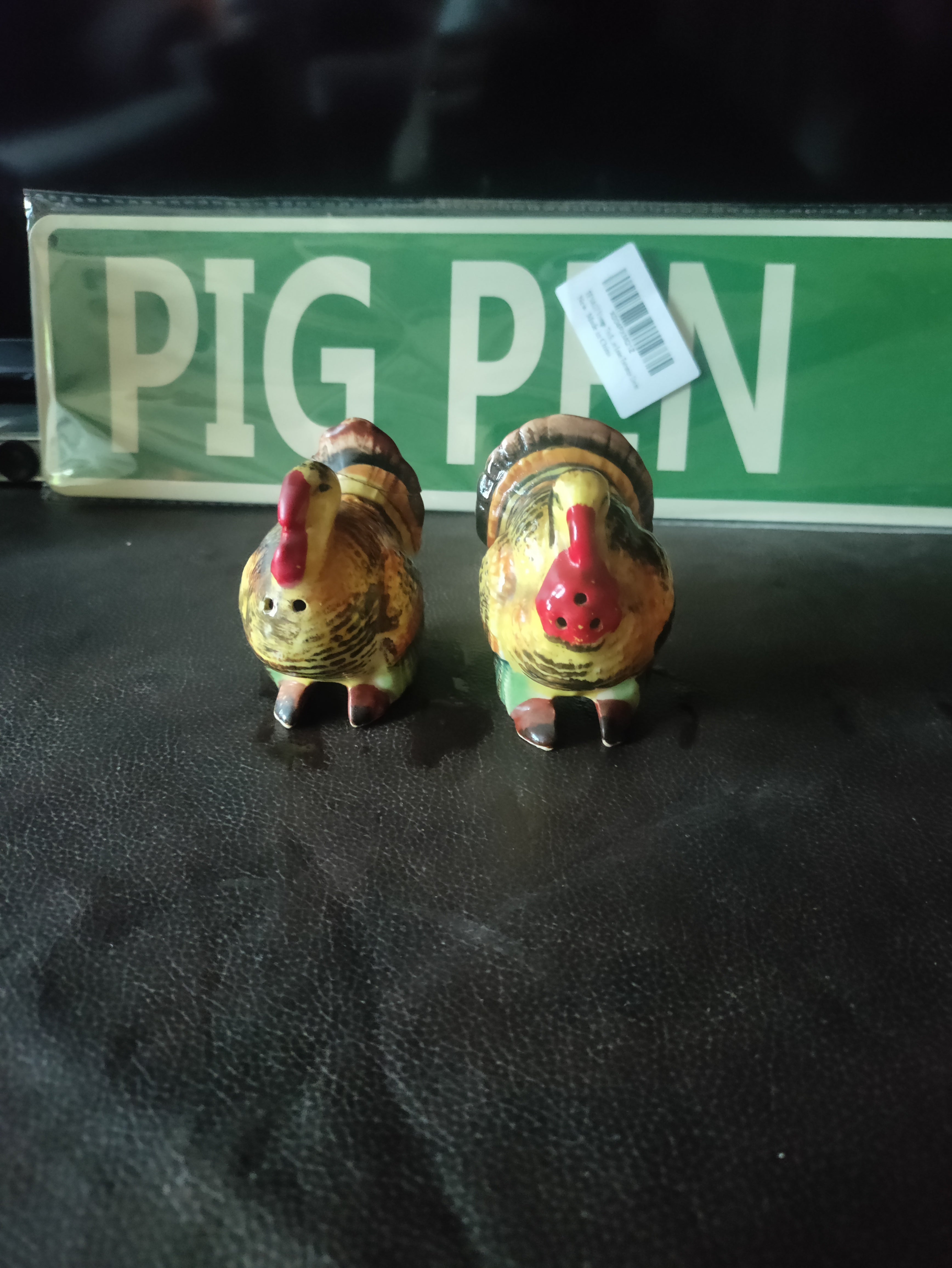 Turkey salt/pepper shakers (decorative)